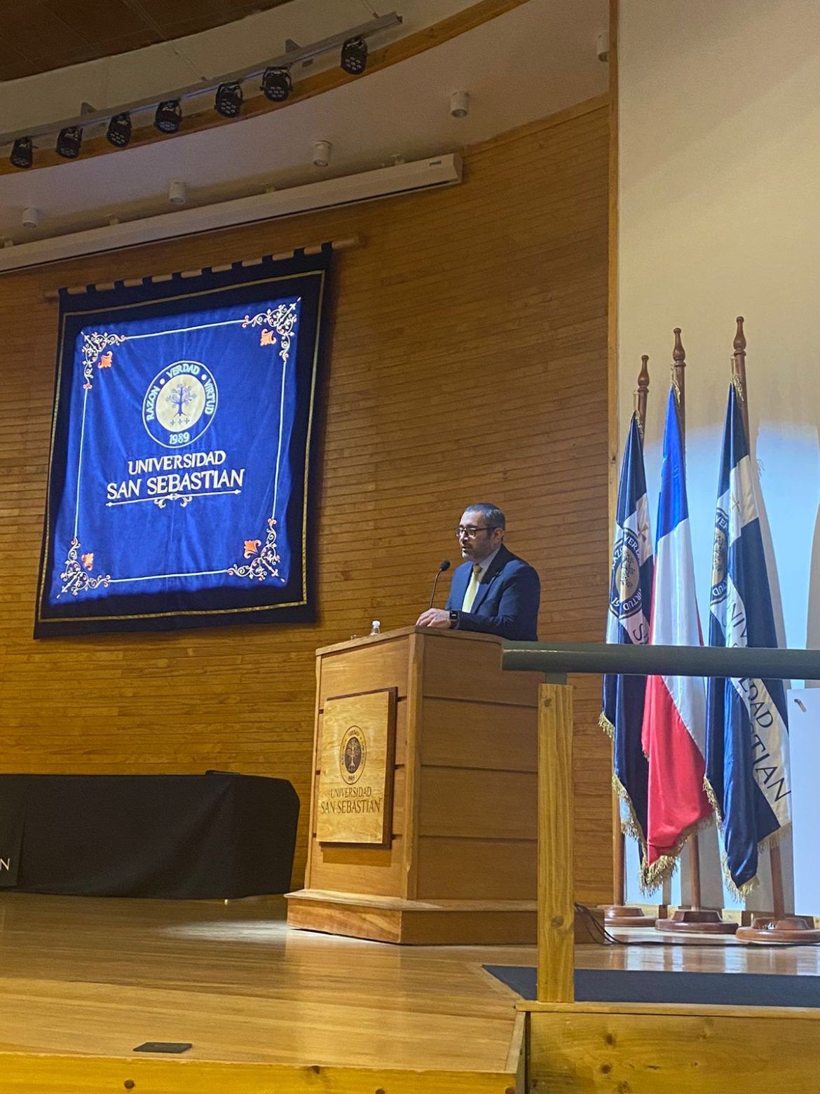 24179a2e-8eb7-4977-84de-e9616ec2a600